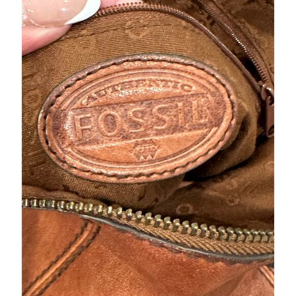Vintage FOSSIL Crossbody Convertible Bag Purse Messenger Leather Key Zipper - Picture 10 of 16